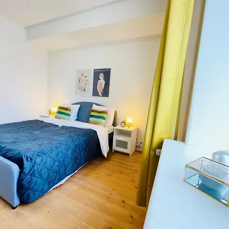 Aday - Sunshine In The Heart Og Lejlighed Hjørring